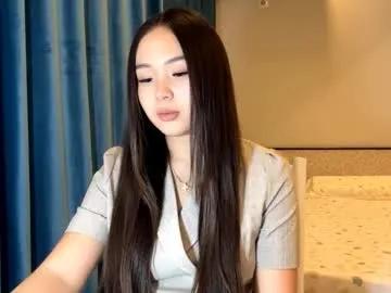 winterluchini — Goal: ^Cleavage tease ^ Hello, my name is Amina ...Let's make our fantasies come true : #18 #new #shy #skinny #young [44 tokens remaining]