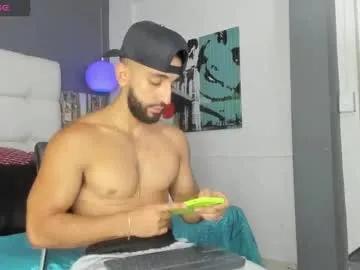 yiyo10_ on Chaturbate 