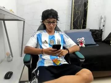 zoro_v on Chaturbate