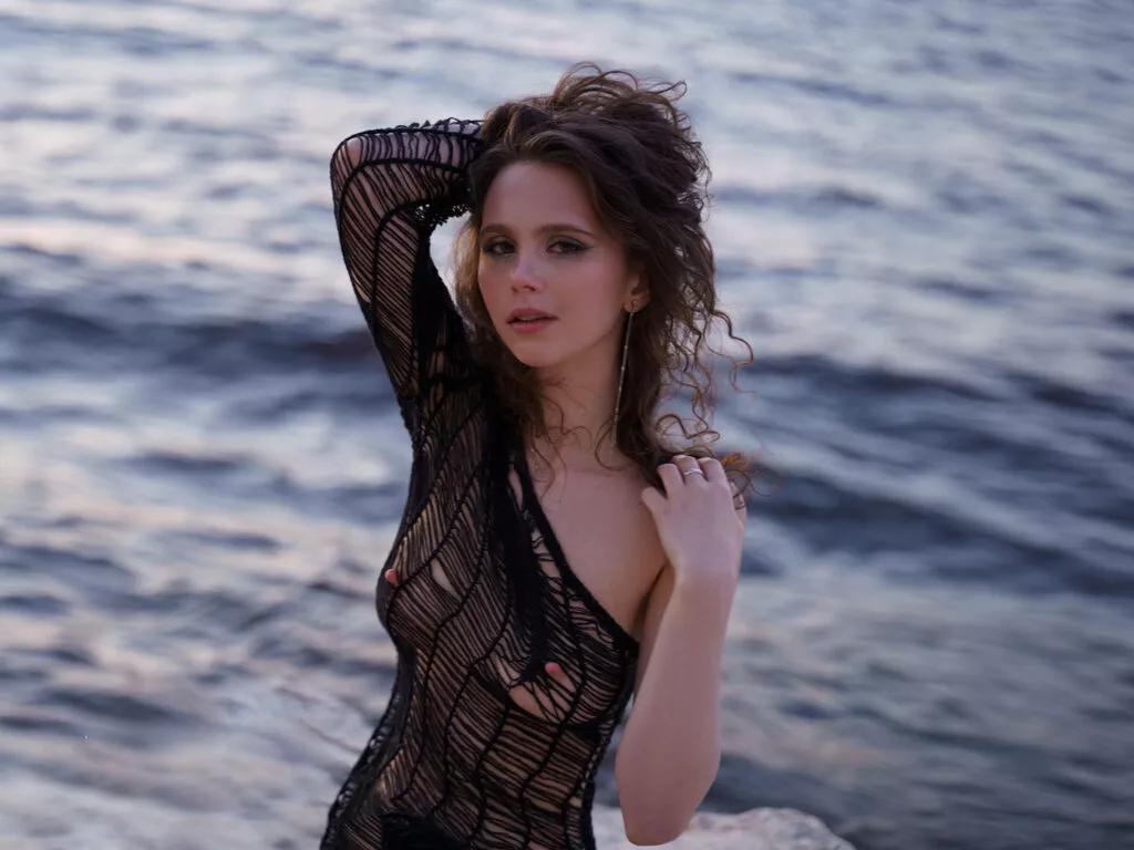 CristinaRous's avatar